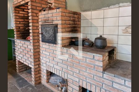 Casa à venda com 677m², 5 quartos e 6 vagas Casa à venda com 677m², 5 quartos e 6 vagasChurrasqueira