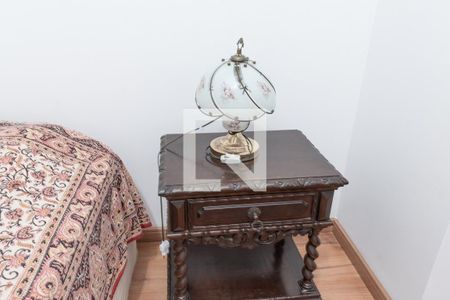 Casa à venda com 677m², 5 quartos e 6 vagas Casa à venda com 677m², 5 quartos e 6 vagasDetalhe Suíte 2