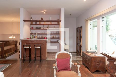 Sala 1 de casa à venda com 5 quartos, 677m² em Jardim Santa Mena, Guarulhos