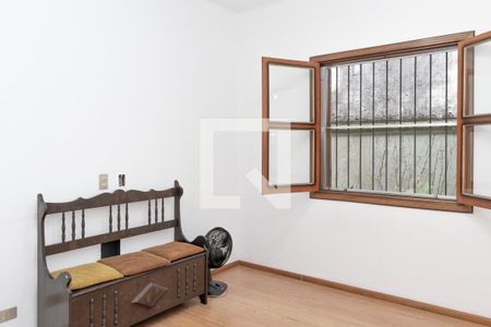 Casa à venda com 677m², 5 quartos e 6 vagas Casa à venda com 677m², 5 quartos e 6 vagasSuíte 3