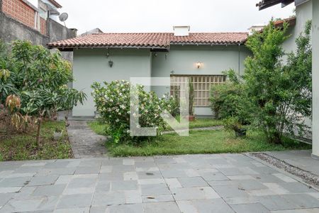 Casa à venda com 677m², 5 quartos e 6 vagas Casa à venda com 677m², 5 quartos e 6 vagasPomar