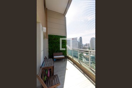 Apartamento à venda com 150m², 3 quartos e 3 vagasVaranda