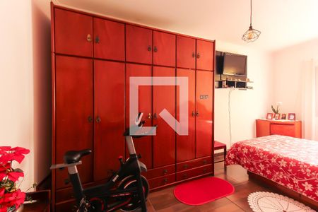 Quarto 1 de casa à venda com 3 quartos, 250m² em Vila Bertioga, São Paulo