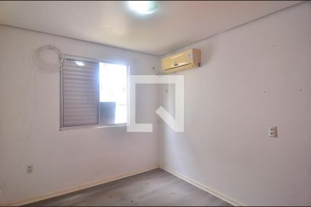 Quarto de apartamento à venda com 2 quartos, 44m² em Igara, Canoas