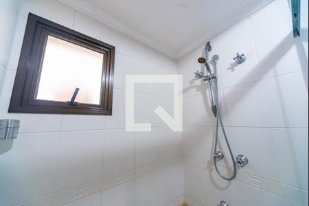 Apartamento à venda com 140m², 3 quartos e 3 vagasChuveiro