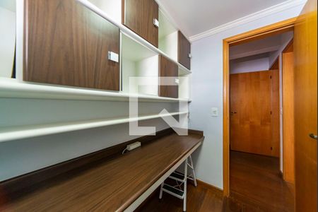 Apartamento à venda com 140m², 3 quartos e 3 vagasEscritório