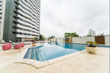 Apartamento à venda com 140m², 3 quartos e 3 vagasÁrea comum - Piscina