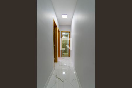 Corredor de apartamento para alugar com 2 quartos, 50m² em Vila Ivg, São Paulo