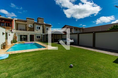 Casa à venda com 300m², 4 quartos e 8 vagasQuintal