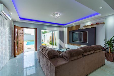 Casa à venda com 300m², 4 quartos e 8 vagasSala