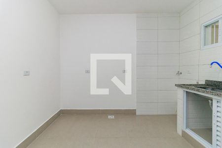 Sala de kitnet/studio para alugar com 1 quarto, 31m² em Parque Maria Helena, São Paulo