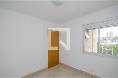 Apartamento para alugar com 75m², 3 quartos e 2 vagasQuarto 2