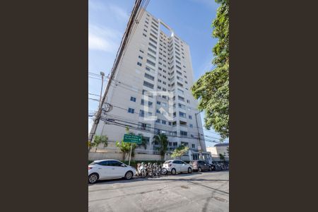 Apartamento para alugar com 75m², 3 quartos e 2 vagasFachada