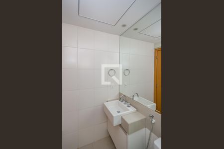 Apartamento para alugar com 75m², 3 quartos e 2 vagasBanheiro Social