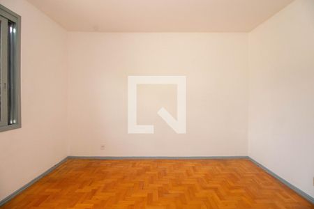 Quarto 1 de apartamento para alugar com 2 quartos, 107m² em Passo da Areia, Porto Alegre