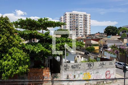 Apartamento para alugar com 117m², 3 quartos e sem vagaQuarto 02 - Janela