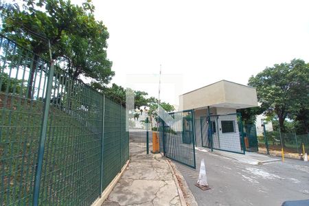 Apartamento à venda com 76m², 3 quartos e 2 vagasFachada e portaria