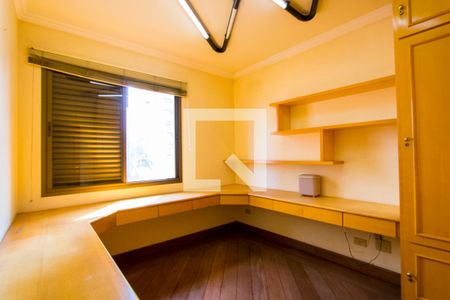 Apartamento à venda com 182m², 4 quartos e 3 vagas Apartamento à venda com 182m², 4 quartos e 3 vagasQuarto 4