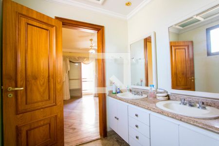 Apartamento à venda com 182m², 4 quartos e 3 vagas Apartamento à venda com 182m², 4 quartos e 3 vagasBanheiro do quarto 1