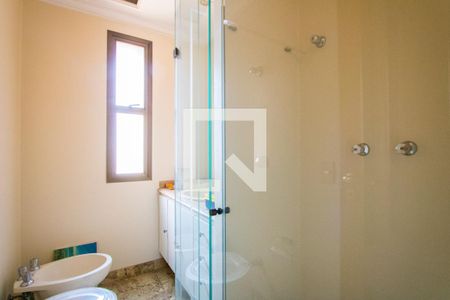 Apartamento à venda com 182m², 4 quartos e 3 vagas Apartamento à venda com 182m², 4 quartos e 3 vagasBanheiro social