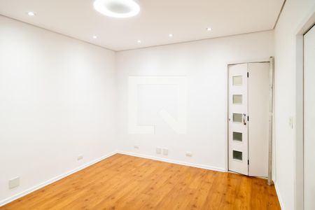 Sala de casa à venda com 3 quartos, 180m² em Vila Gertrudes, São Paulo