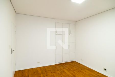 Casa à venda com 180m², 3 quartos e 3 vagasQuarto 3 - Suíte