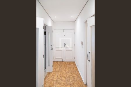 Corredor Quartos de casa à venda com 3 quartos, 180m² em Vila Gertrudes, São Paulo