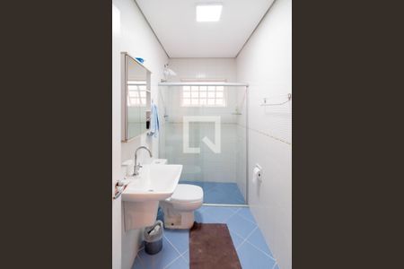 Casa à venda com 180m², 3 quartos e 3 vagasBanheiro Social