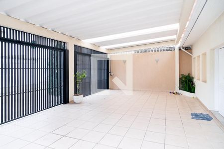 Casa à venda com 180m², 3 quartos e 3 vagasGaragem