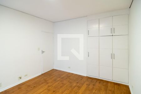 Casa à venda com 180m², 3 quartos e 3 vagasQuarto 3 - Suíte