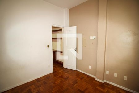 Apartamento à venda com 108m², 3 quartos e 1 vagaQuarto 2