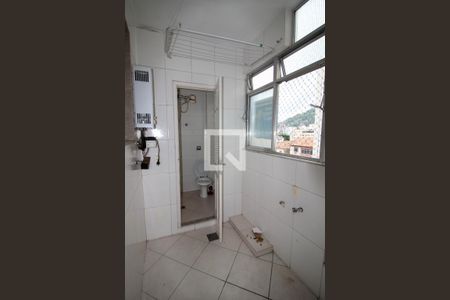 Apartamento à venda com 108m², 3 quartos e 1 vagaÁrea de Serviço