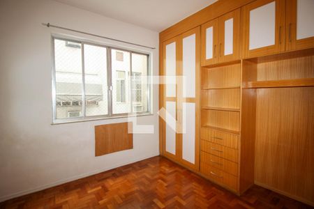 Apartamento à venda com 108m², 3 quartos e 1 vagaQuarto 2