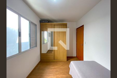 Quarto 1 de casa à venda com 3 quartos, 130m² em Vila Germinal, São Paulo