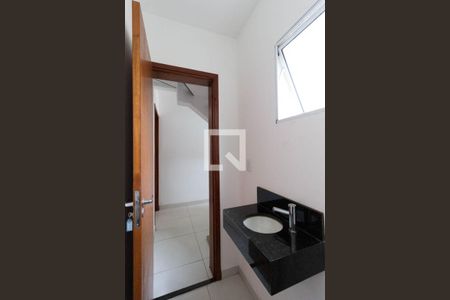Lavabo de casa à venda com 3 quartos, 130m² em Vila Germinal, São Paulo