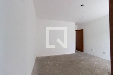 Casa à venda com 130m², 3 quartos e 2 vagasSuíte