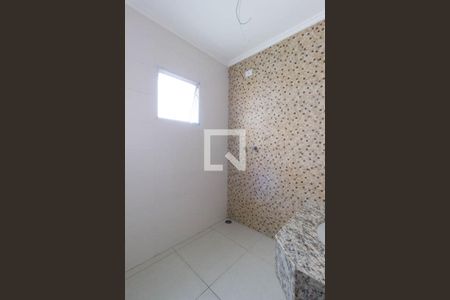 Casa à venda com 130m², 3 quartos e 2 vagasBanheiro