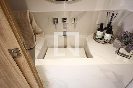 Apartamento à venda com 81m², 2 quartos e 2 vagasBanheiro