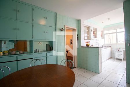 Apartamento para alugar com 138m², 3 quartos e 1 vaga Apartamento para alugar com 138m², 3 quartos e 1 vagaCopa