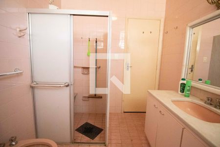 Apartamento para alugar com 138m², 3 quartos e 1 vaga Apartamento para alugar com 138m², 3 quartos e 1 vagaBanheiro