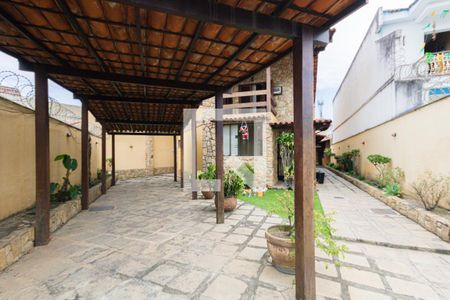 Casa de condomínio à venda com 453m², 4 quartos e 4 vagasGaragem