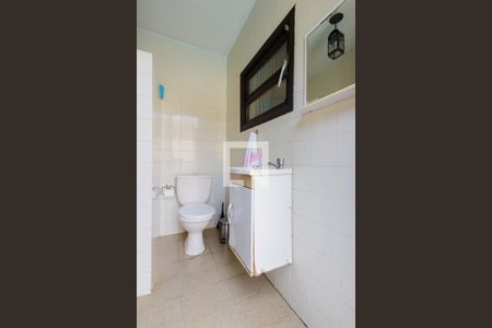 Casa de condomínio à venda com 453m², 4 quartos e 4 vagasBanheiro Externo