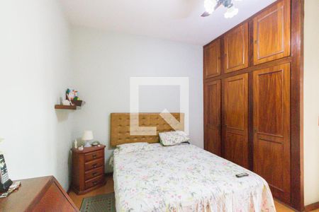 Casa de condomínio à venda com 453m², 4 quartos e 4 vagasQuarto 2