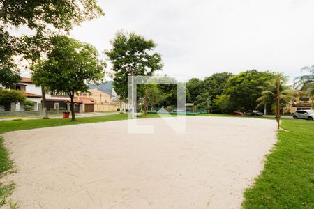 Casa de condomínio à venda com 453m², 4 quartos e 4 vagasQuadra Esportiva