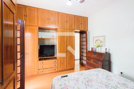 Casa de condomínio à venda com 453m², 4 quartos e 4 vagasQuarto 2