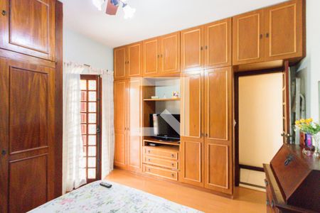 Casa de condomínio à venda com 453m², 4 quartos e 4 vagasQuarto 2