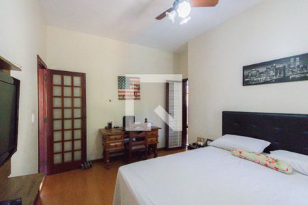 Casa de condomínio à venda com 453m², 4 quartos e 4 vagasQuarto 4 - Suíte