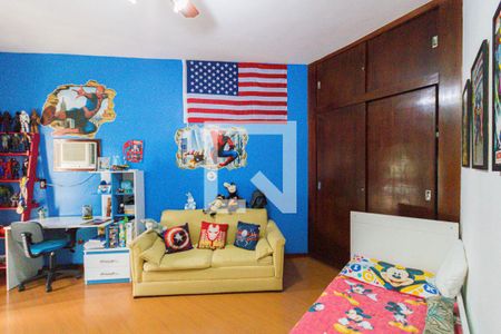 Casa de condomínio à venda com 453m², 4 quartos e 4 vagasQuarto 1