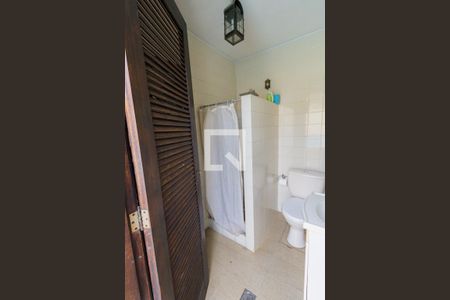 Casa de condomínio à venda com 453m², 4 quartos e 4 vagasBanheiro Externo