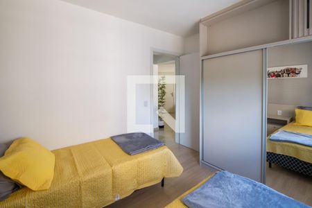 Quarto 1 de apartamento à venda com 2 quartos, 57m² em Cavalhada, Porto Alegre